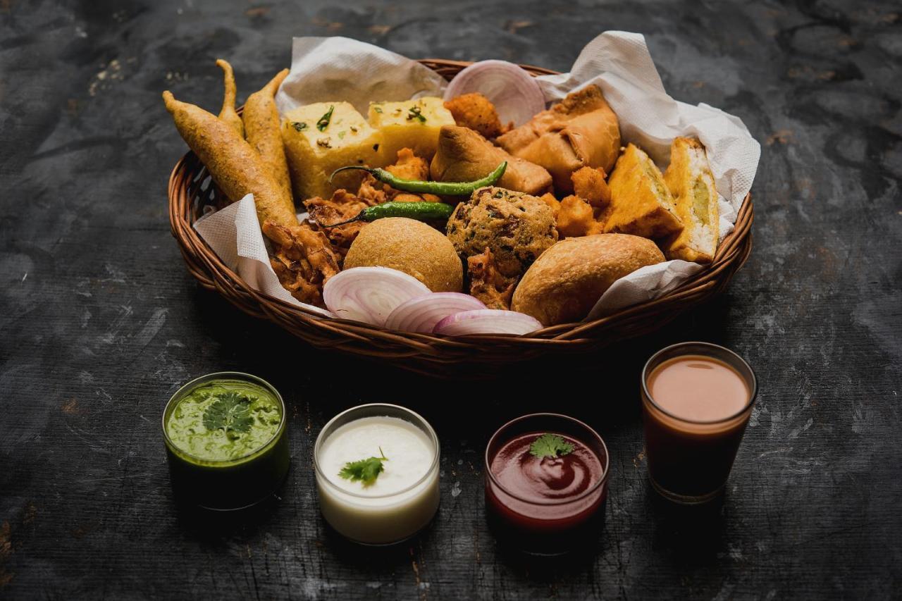 Hotel O Food Plaza Zirakpur エクステリア 写真